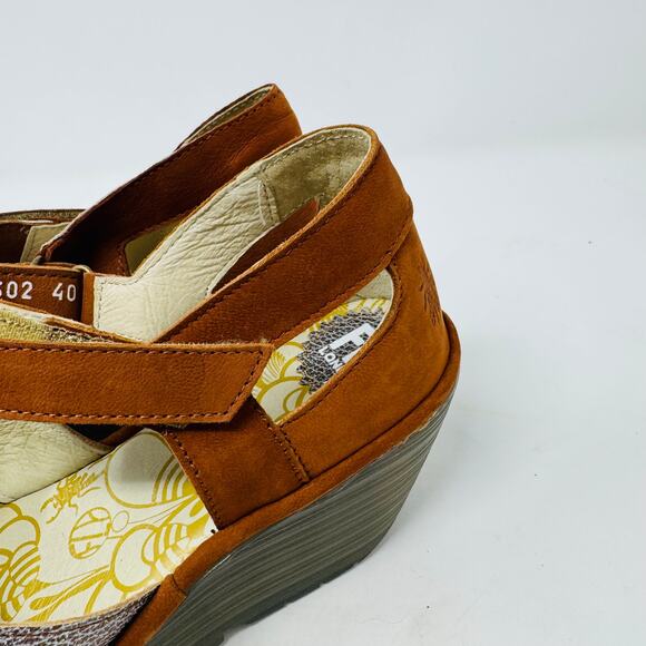 Fly London Yent365Fly Metallic Leather Wedge Sandals Size 40 Boho Comfort Artsy - Picture 3 of 13